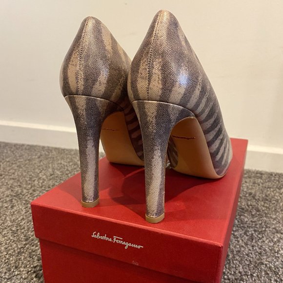 Salvatore Ferragamo Pump Leo 85 size 7.5 C - Picture 5 of 8